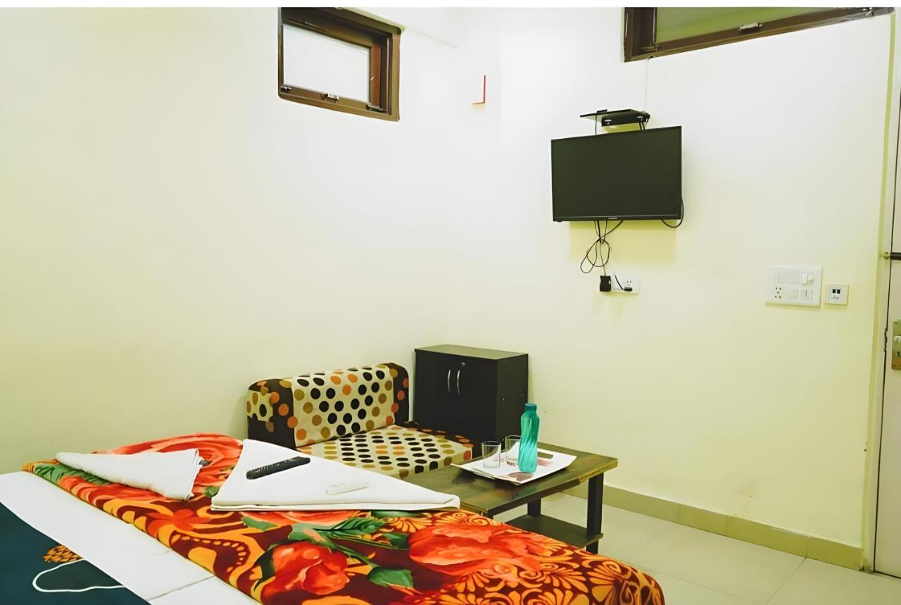 Bed & Breakfast Premium Lajpat Nagar *