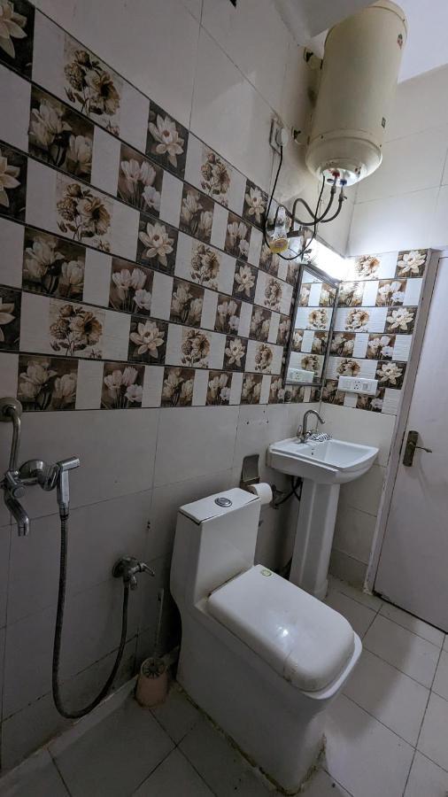Premium Lajpat Nagar Bed & Breakfast *