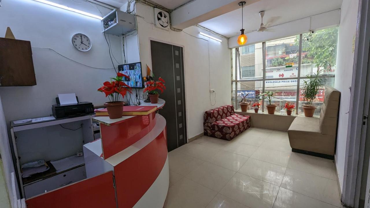 Premium Lajpat Nagar Bed & Breakfast *